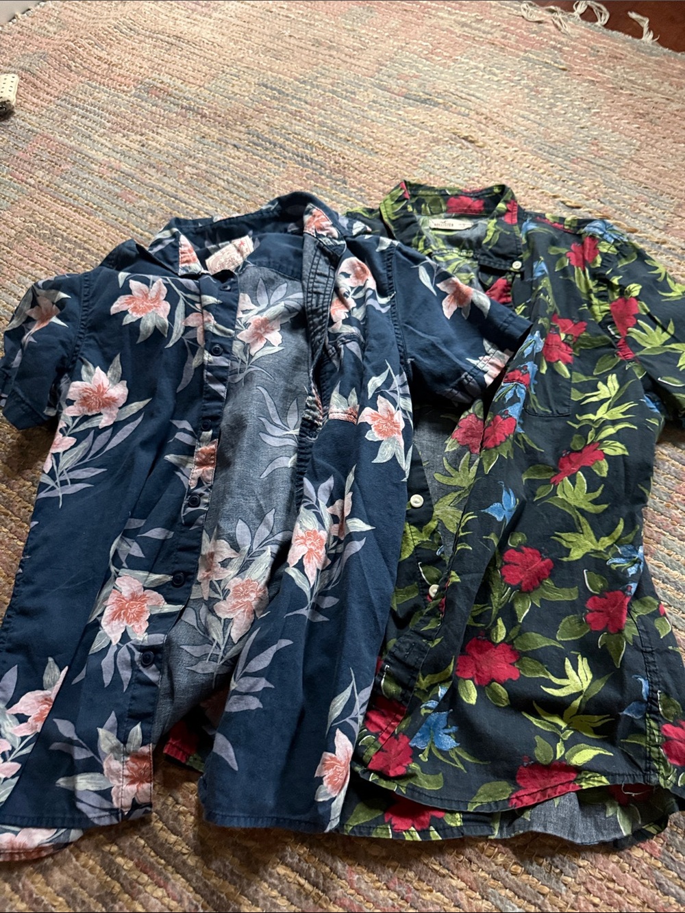 Men's Navy Floral Button-Down Shirt - Casual Resort Style
